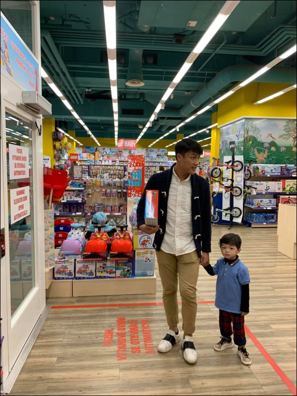 Đi đẻ thời Covid như Kỳ Hân: Một mình một phòng, không người thân bên cạnh, muốn chồng về Việt Nam đá bóng cũng không được rồi!-10