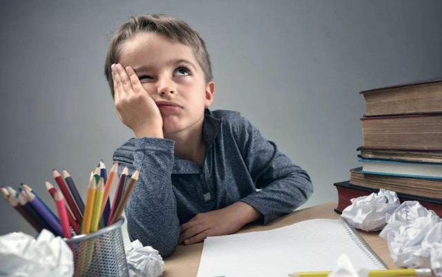 Cha mẹ thường phàn nàn con cái thiếu tập trung trong học tập nhưng lại không biết rằng nguyên nhân chính là ở mình-1