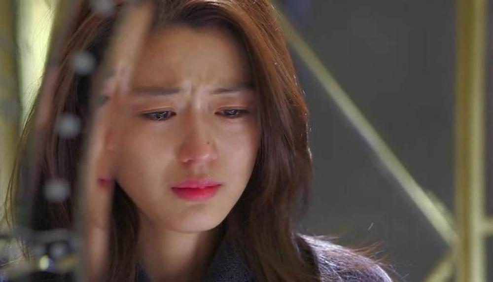 Điên đảo vì mối duyên trời ban, quý bà U50 tê tái khi nghe phi công trẻ thú nhận-2