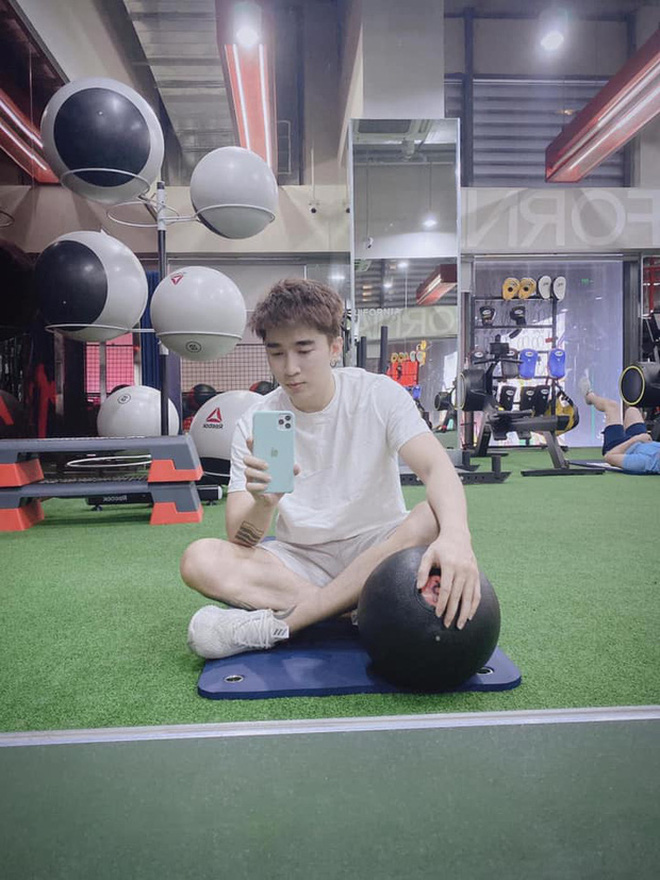 Nhìn lại chuyện tình của Ninh Dương Lan Ngọc - Chi Dân trước khi xác nhận độc thân: Cả rổ hint hẹn hò nhưng vẫn khẳng định là tri kỷ!-11