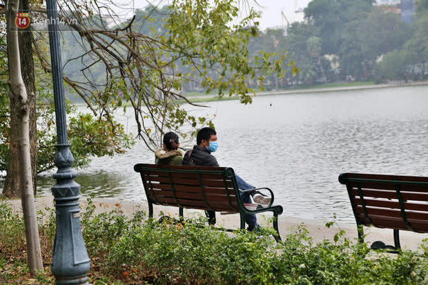 Người Hà Nội kích hoạt trạng thái phòng dịch Covid-19 sau khi TP.HCM có ca nhiễm cộng đồng-11