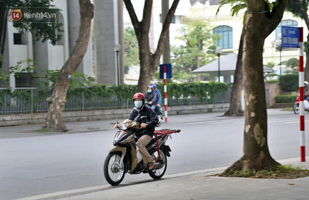 Người Hà Nội kích hoạt trạng thái phòng dịch Covid-19 sau khi TP.HCM có ca nhiễm cộng đồng-15