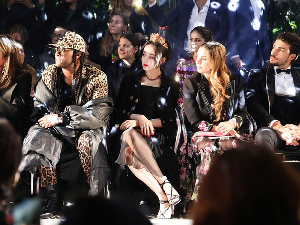 Sau 2 năm, cả Nhiệt Ba và đối thủ Cáp Ni Khắc Tư đều xuống sắc không phanh: Dừ” nhanh khó tin, còn đâu visual khiến Cbiz trầm trồ?-3