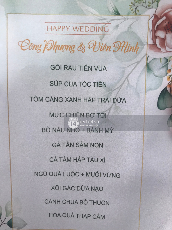 Trực tiếp đám cưới Công Phượng tại Nghệ An: Tân lang tân nương đan chặt tay nhau trên lễ đường, Dế Choắt - Văn Đức rạng rỡ chung khung hình-6