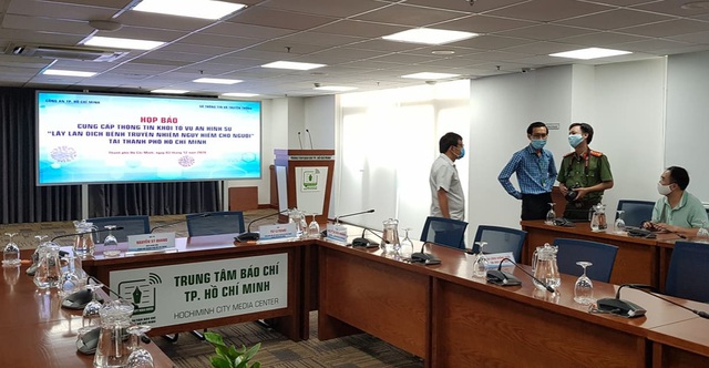 Khởi tố vụ án hình sự tiếp viên hàng không làm lây lan dịch Covid-19-1