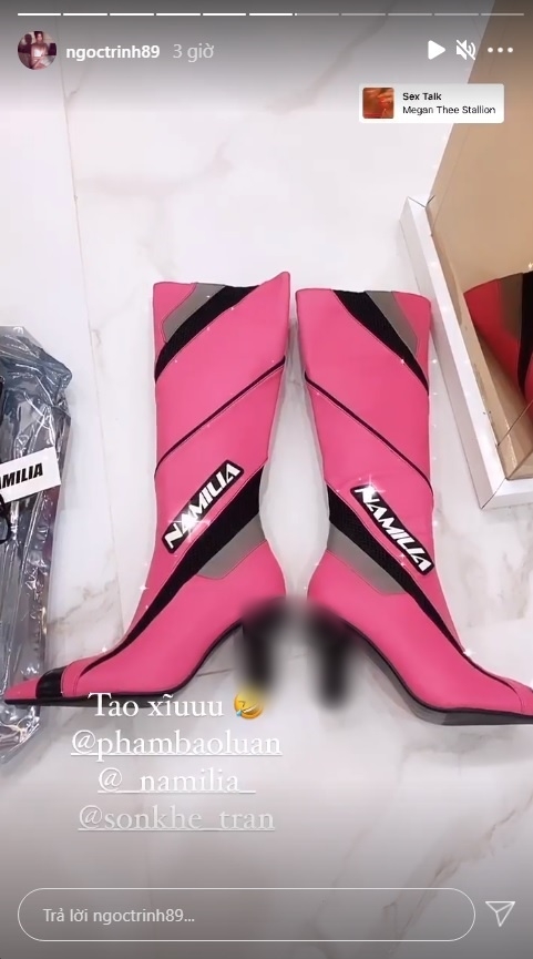 Mặc kệ chỉ trích, Ngọc Trinh vẫn sắm giày hình bộ phận sinh dục trị giá 4,7 triệu: Là mê đồ hiệu hay phản cảm nhức mắt?-2