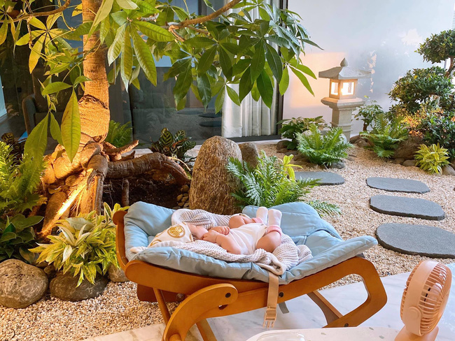 Dàn nhóc tỳ Vbiz chào đời năm 2020: Con Đông Nhi, Hồ Ngọc Hà sinh ra được chăm sóc như công chúa - hoàng tử, ái nữ nhà Cường Đô La sở hữu đồ hiệu hơn nửa tỷ-8