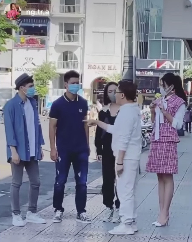 Bị lép vế khi đứng cạnh Hoa hậu Đỗ Thị Hà, Diệu Nhi liền có cách hack chiều cao lầy lội khiến ai nấy đều phải... cạn lời-4