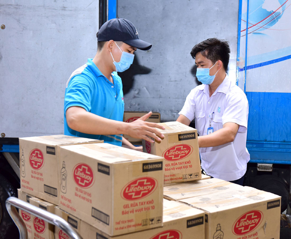 Lifebuoy tài trợ gói sản phẩm 11 tỷ đồng cho 500 bệnh viện phòng chống Covid-19-4
