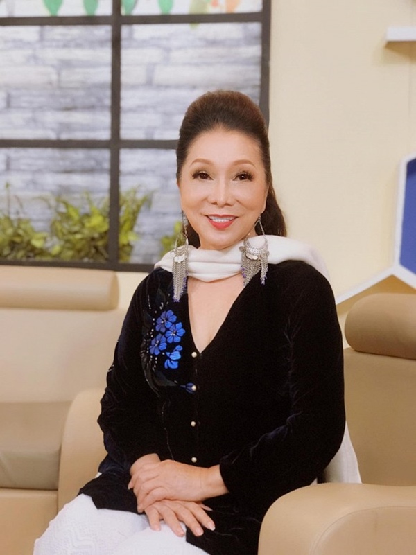 Khám phá không gian sống trong biệt thự của NSND Bạch Tuyết tại TP Hồ Chí Minh-2