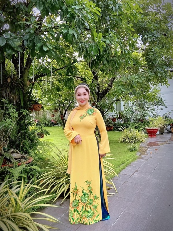 Khám phá không gian sống trong biệt thự của NSND Bạch Tuyết tại TP Hồ Chí Minh-15