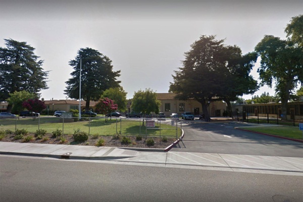 Đang học online bình thường, cậu bé lớp 5 bất ngờ nổ súng vào đầu tự sát khiến nhiều người kinh hãi, cảnh sát vào cuộc tìm hiểu nguyên nhân-2