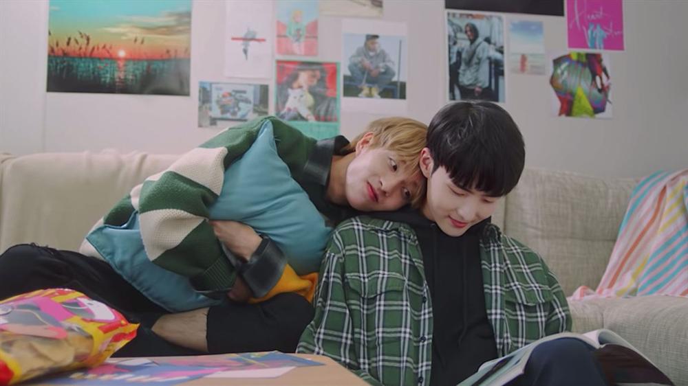 Đồng tính và sự vô lý ở showbiz-4