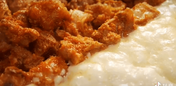 Sườn nướng phô mai kiểu Hàn Quốc: Món ăn siêu ngon và không thể bỏ qua vào ngày trời lạnh-9