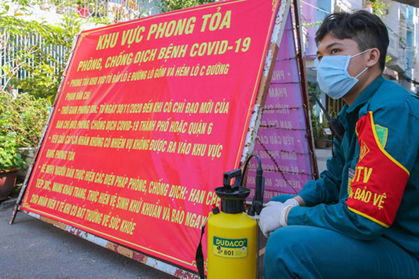 Thêm 4 người nhập cảnh nhiễm Covid-19, đều trên những chuyến bay từng ghi nhận bệnh nhân dương tính trước đó-2