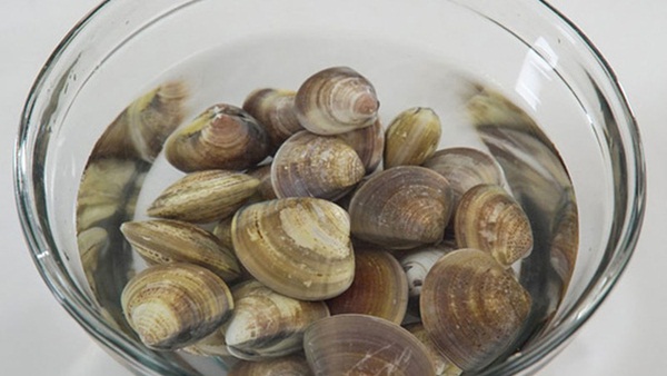 Món canh nóng hổi, thơm ngon này không chỉ giúp chị em thổi bay cái lạnh của mùa đông mà còn hỗ trợ đánh tan cả mỡ thừa trong cơ thể!-3