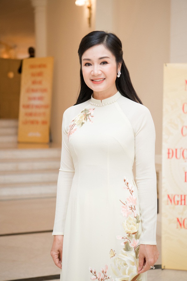 Tại sao Thu Hà lá ngọc cành vàng lại vắng bóng trên truyền hình lâu tới vậy?-3