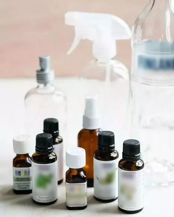 Vào mùa đông, chăn bông có mùi khó chịu, làm theo cách này, mùi hôi biến mất nhanh chóng mà không cần giặt-6