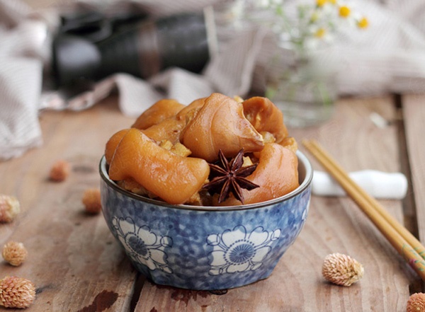 Chân giò hầm ngũ vị thơm ngon xua tan giá lạnh-1