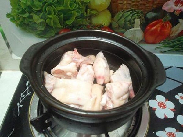 Chân giò hầm ngũ vị thơm ngon&nbsp;xua tan giá lạnh-2