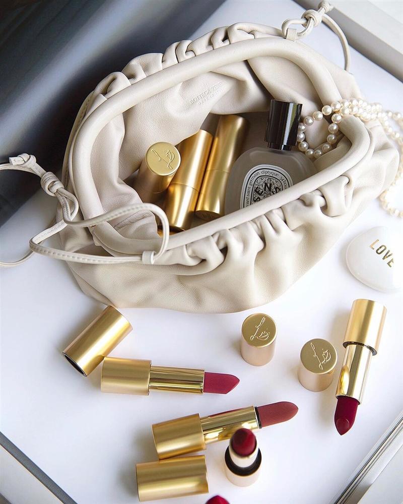 Mùa Đông môi dễ khô tróc, thâm xì nếu bạn không nhớ kỹ 6 tips dưỡng thần thánh này-3