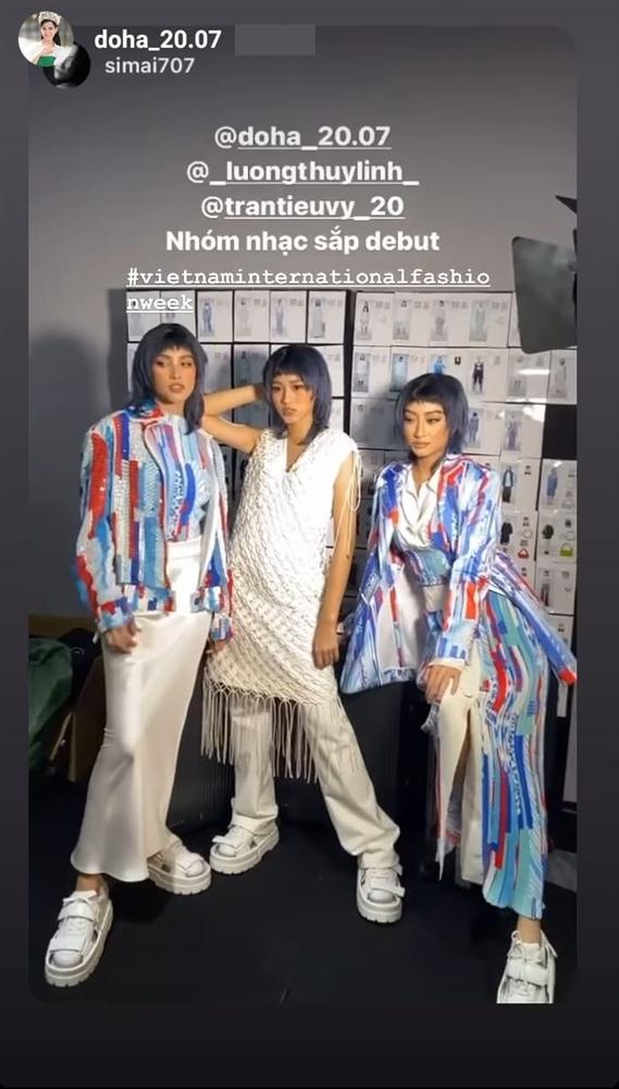 Hết bị soi số đo 3 vòng, Hoa hậu Đỗ Thị Hà lại dính nghi vấn chiều cao ảo vì đứng thấp hơn Tiểu Vy nửa cái đầu?-1