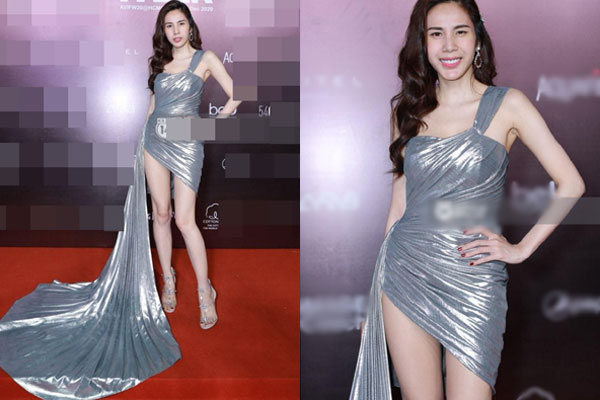 Thủy Tiên bị Linh Chi chen lấn, hất tóc vào mặt đến nỗi phải bỏ chỗ ngồi mà đi?-7