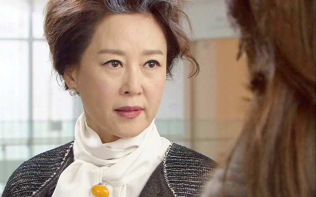 Ngày ra mắt hai gia đình, mẹ chồng tương lai kì kèo tráp lễ, chê bai nhà dâu nghèo, nhưng ngay lập tức cứng họng vì lời đáp của nhà gái-1