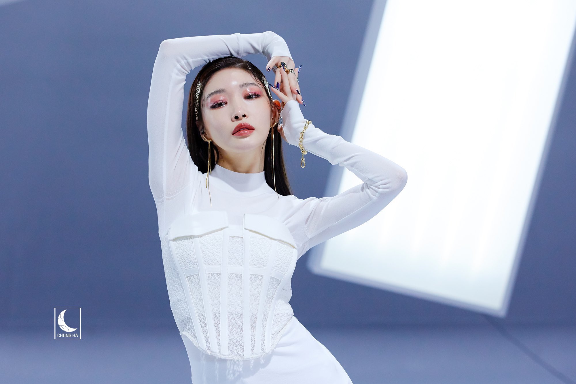 Chungha dương tính với Covid-19, fan không tin dù truyền thông Hàn Quốc đồng loạt xác nhận-1