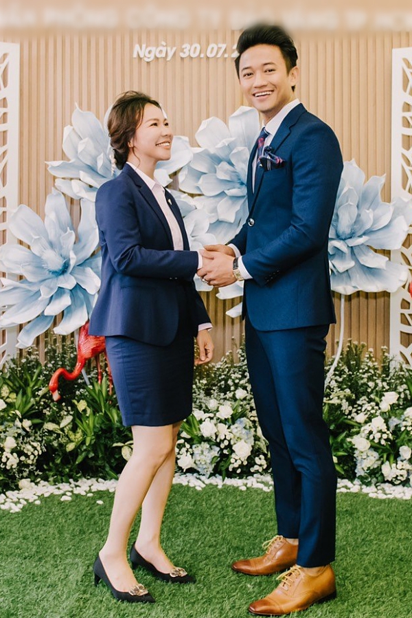 Quý Bình kết hôn cùng nữ Tổng Giám đốc bất động sản, danh tính cô dâu gây bất ngờ-1