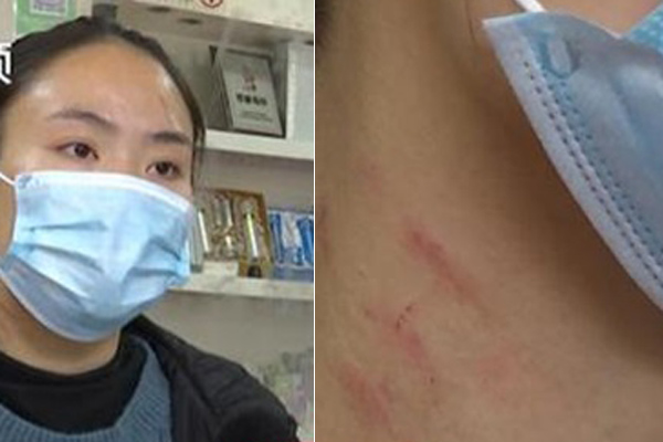 Thấy con mách thầy giáo hay đóng cửa phòng học, nhóm phụ huynh âm thầm theo dõi và choáng váng với cảnh tượng trước mắt-2