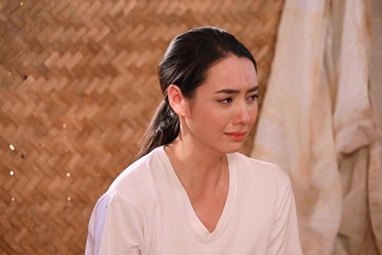 Đang lúc khó khăn nhất, tôi không ngờ lại nhận được cuộc điện thoại của sếp và một tin nhắn từ ngân hàng