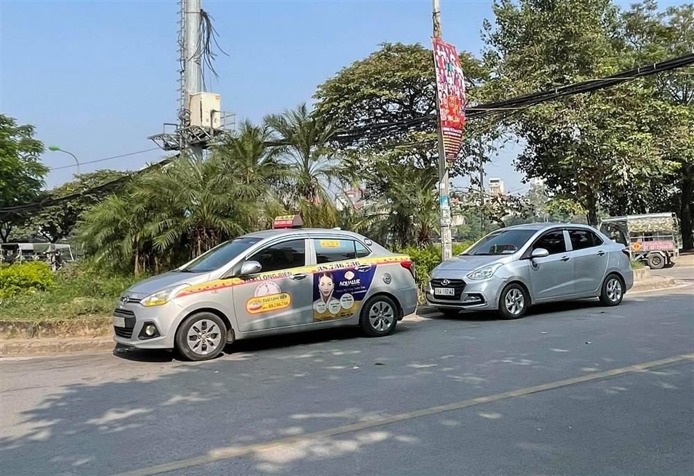 Xe ôm công nghệ liên tục tăng giá, xe cỏ đầu ngõ được thời-2