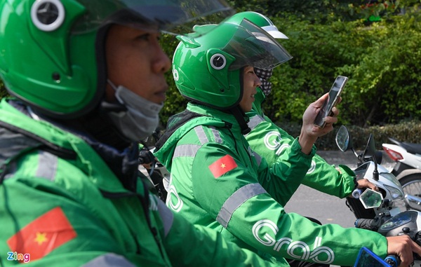 Tài xế GrabBike diễu hành phản đối tăng khấu trừ-4