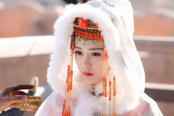 Bố bị tử hình vì sát hại mẹ dã man, con gái 9 tuổi đã bị buộc phải thừa kế khoản nợ 1,9 tỷ đồng gây phẫn nộ-2