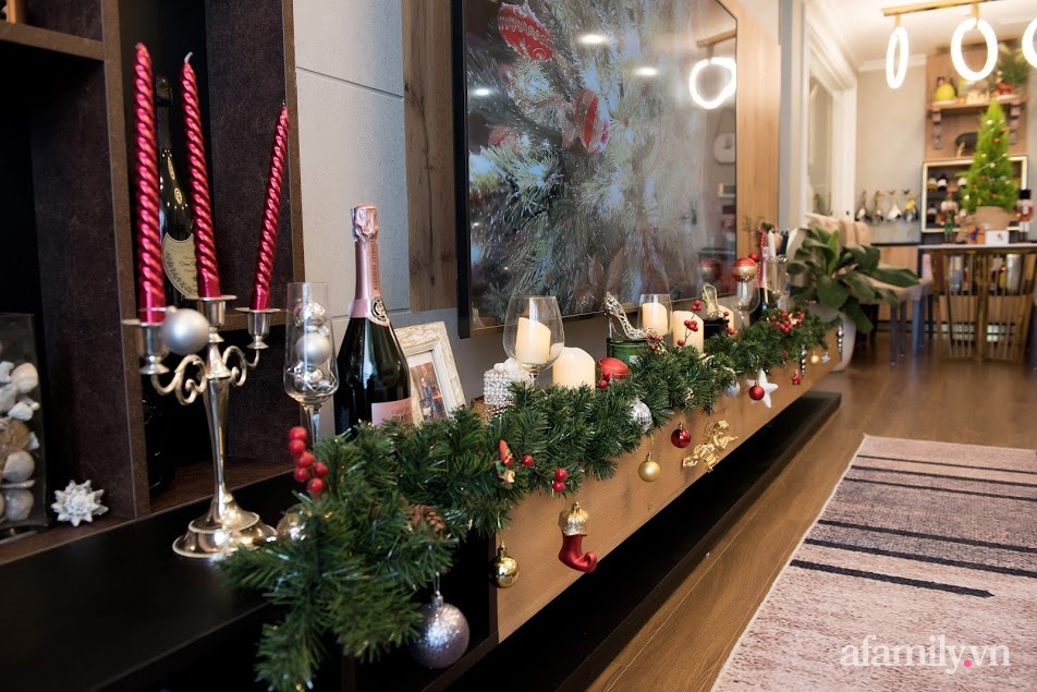 Căn hộ chanh sả tưng bừng đón mừng Giáng sinh của chàng MC độc thân đất Hà Thành-8