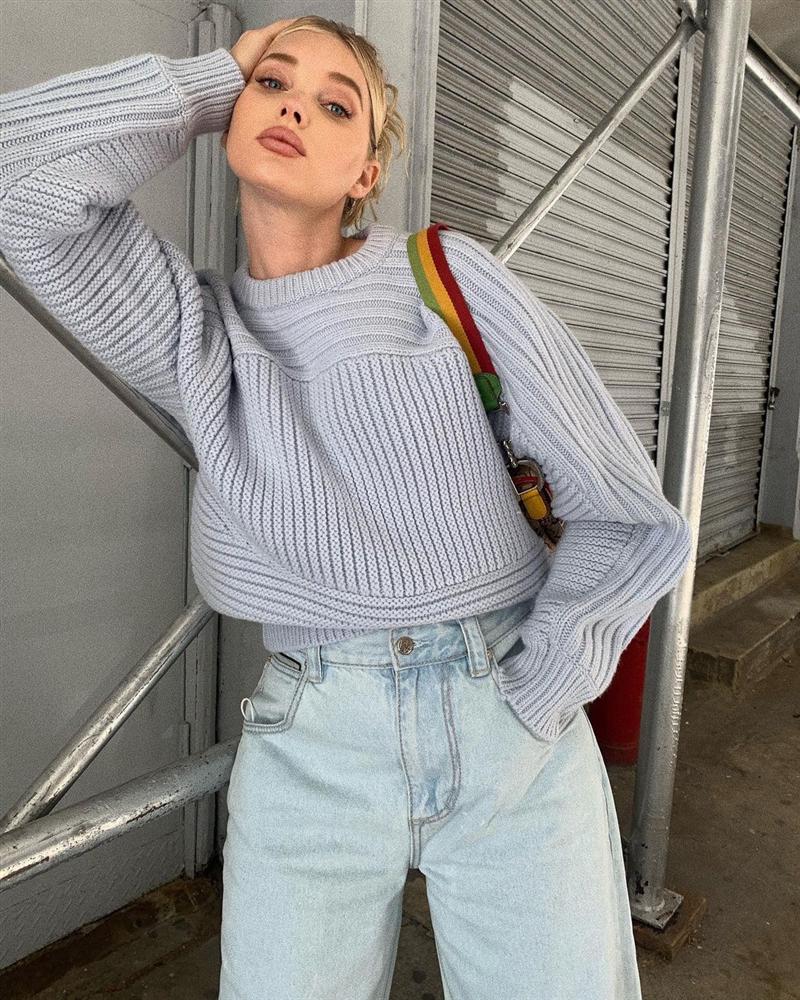 Hóa ra các cựu thiên thần Victorias Secret lên đồ cực đơn giản, và loạt outfit sau sẽ giúp style của bạn tây hơn chục lần-1