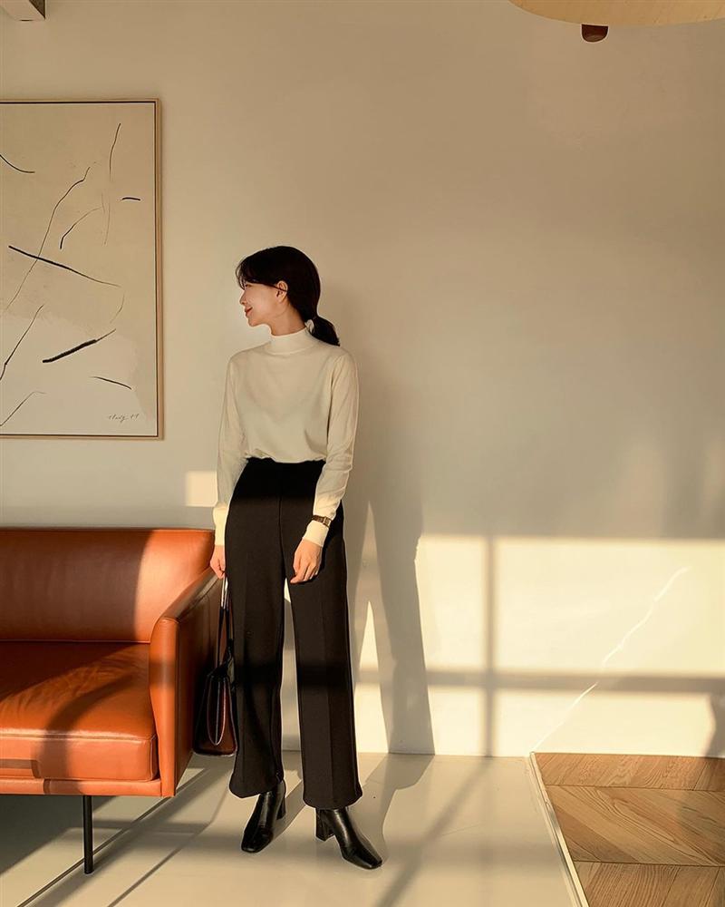 Gái Hàn diện quần đen rất nhiều nhưng luôn xịn đẹp chứ không nhàm chán, đó là vì họ có 4 tips-7