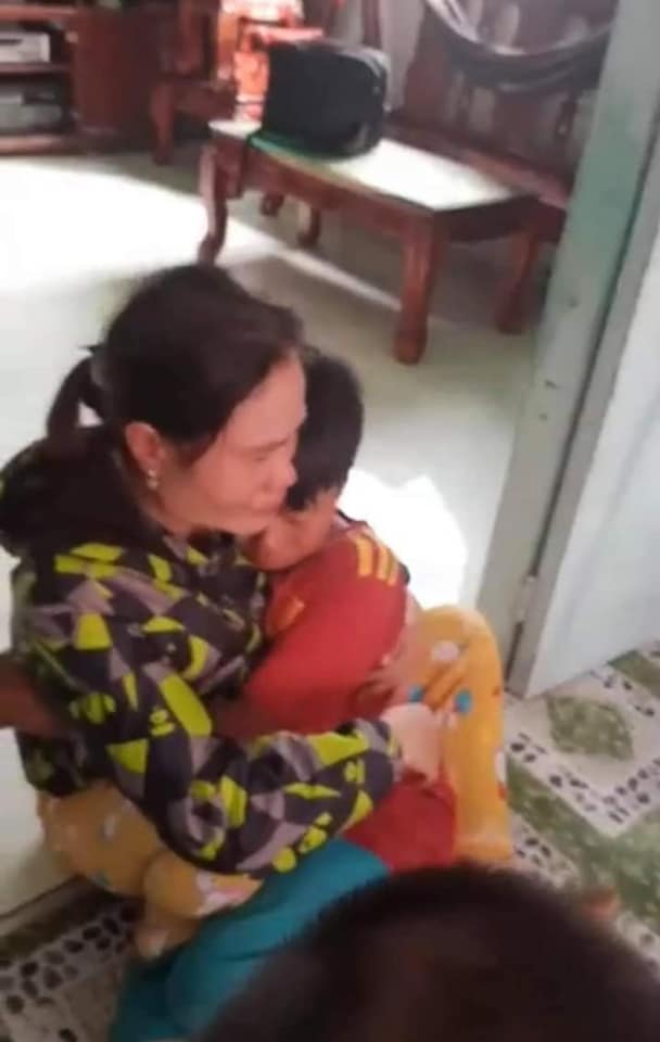 Câu chuyện diệu kỳ nhất hôm nay: 3 anh em đạp xe từ Cà Mau lên Sài Gòn vì quá nhớ mẹ, có 55 nghìn để dành bơm bánh xe chứ không dám ăn và cuộc hội ngộ bất ngờ-2