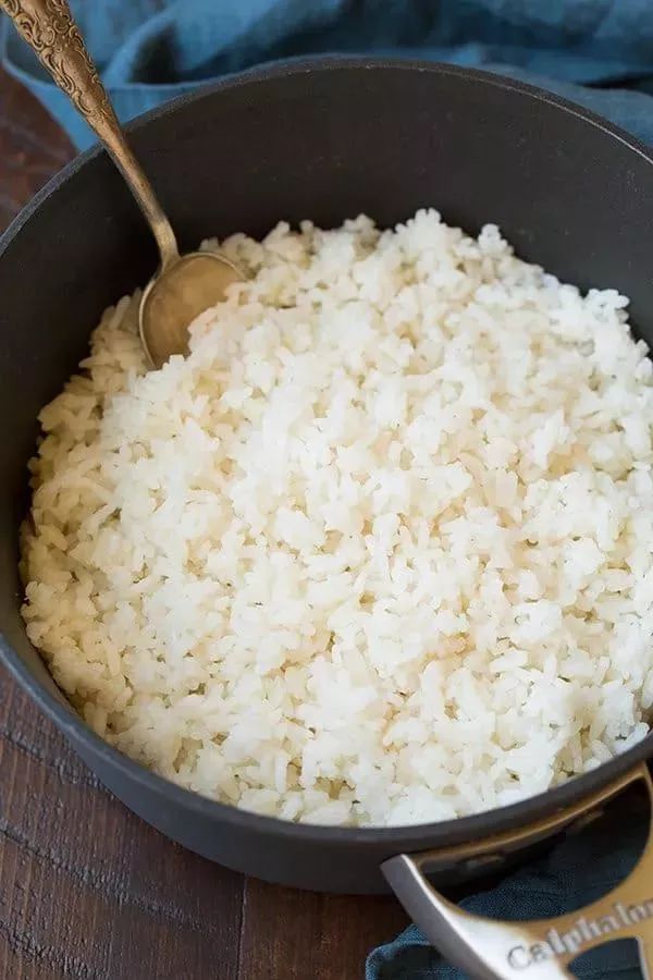 Thêm thứ này vào bia, vòi nước bị xỉn vì bẩn hay quần áo cứng đơ thô ráp cũng được giải quyết trong vòng một nốt nhạc-24