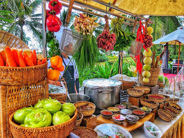 Thưởng thức phở Thìn vừa quen, vừa lạ ở Vinpearl-2