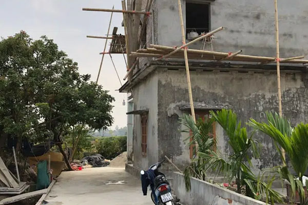 Vụ rơi thang công trình cao tầng: Bố hứa làm Tết về mua quần áo mới cho con mà bố đi mãi!-7