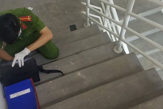 Công an xác định nghệ sĩ Chí Tài được phát hiện nằm bất động ở cầu thang bộ tầng 7 chung cư