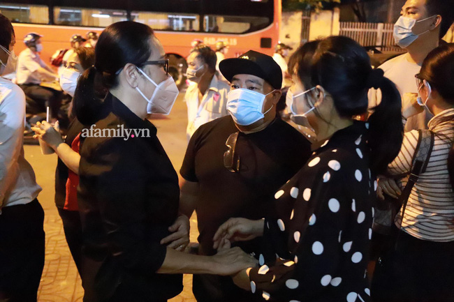 Đăng tải hình ảnh bên trong nơi để thi thể nghệ sĩ Chí Tài, Hiếu Hiền bị chỉ trích nặng nề-2