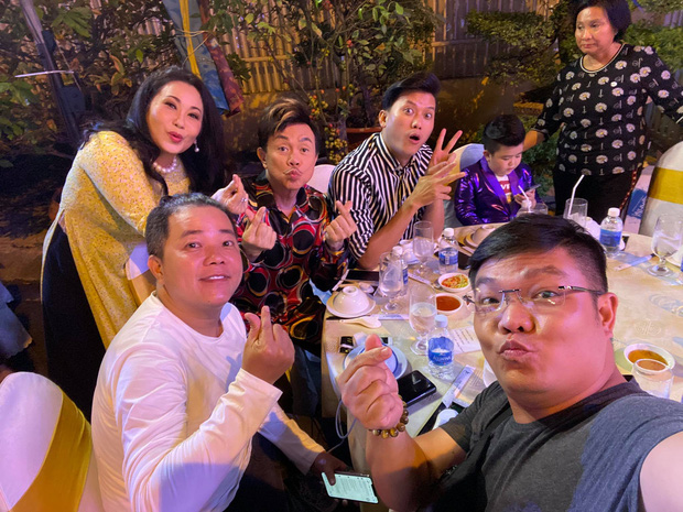 Những hình ảnh đẹp cuối cùng của nghệ sĩ Chí Tài: Tạm biệt chú, nụ cười lạc quan sẽ mãi ở lại trong tim bao thế hệ khán giả!-7