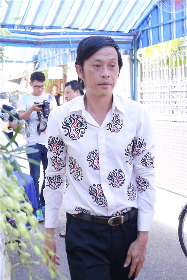 Tin từ gia đình: Hé lộ thời điểm đưa thi thể NS Chí Tài về Mỹ, NS Hoài Linh làm cáo phó cho bạn thân tại Việt Nam-2