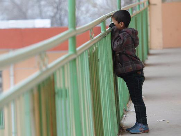 Con trai bị cô giáo mắng ngu, thẳng thừng xưng anh - tôi: Bà mẹ đáp trả khiến ai cũng phục, khen con cái rồi tử tế lắm!-1