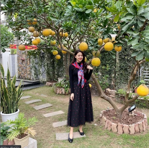 Hé lộ điều đặc biệt bên trong cơ ngơi khủng của vợ chồng Á hậu Thanh Tú-4