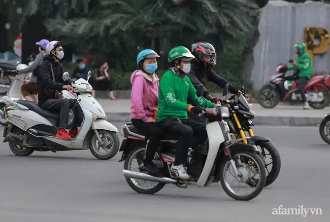 Tài xế công nghệ và cuộc chiến không cân sức với Grab: Thua thiệt đủ đường vì bị gán định danh đối tác-1