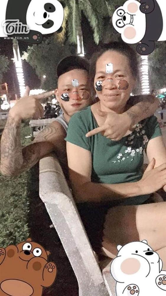 Cặp đôi nàng 53 - chàng 29 tuổi ở Thái Nguyên: Chồng quyết định không sinh con, dành tiền chăm 4 con riêng của vợ-3